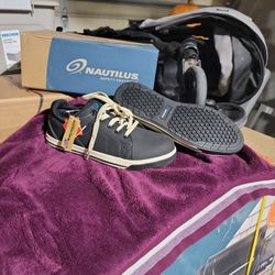 9.5 Woman's  Steel Toe ,slip Resistant Leather Shoe