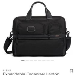TUMI Expandable Organizer Laptop Brief

Unwanted gift for sale
