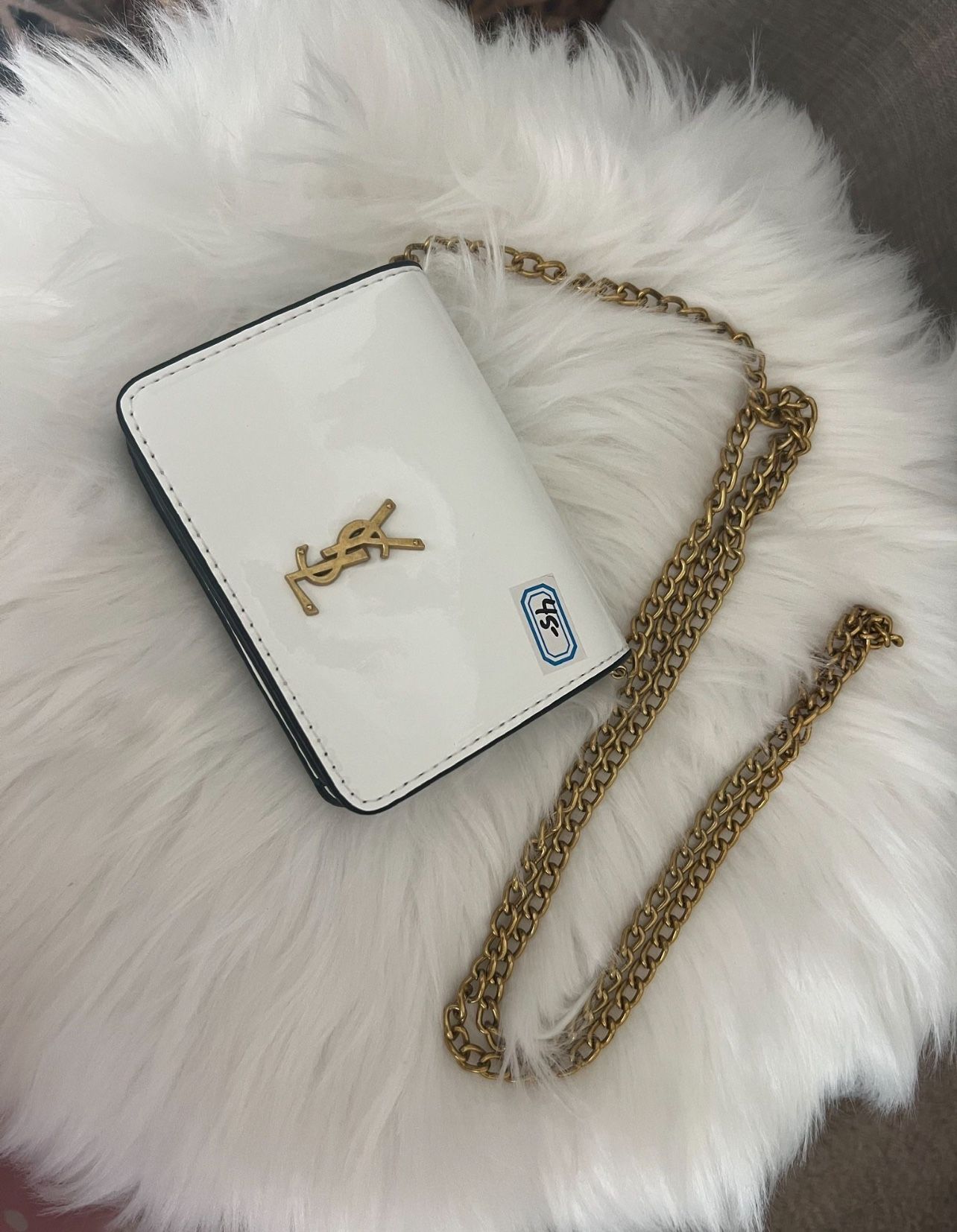 Chain Wallet Patent Leather White