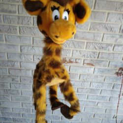 Giraffe Collectible Plush Puppet Marrionette $10 - Ship $7