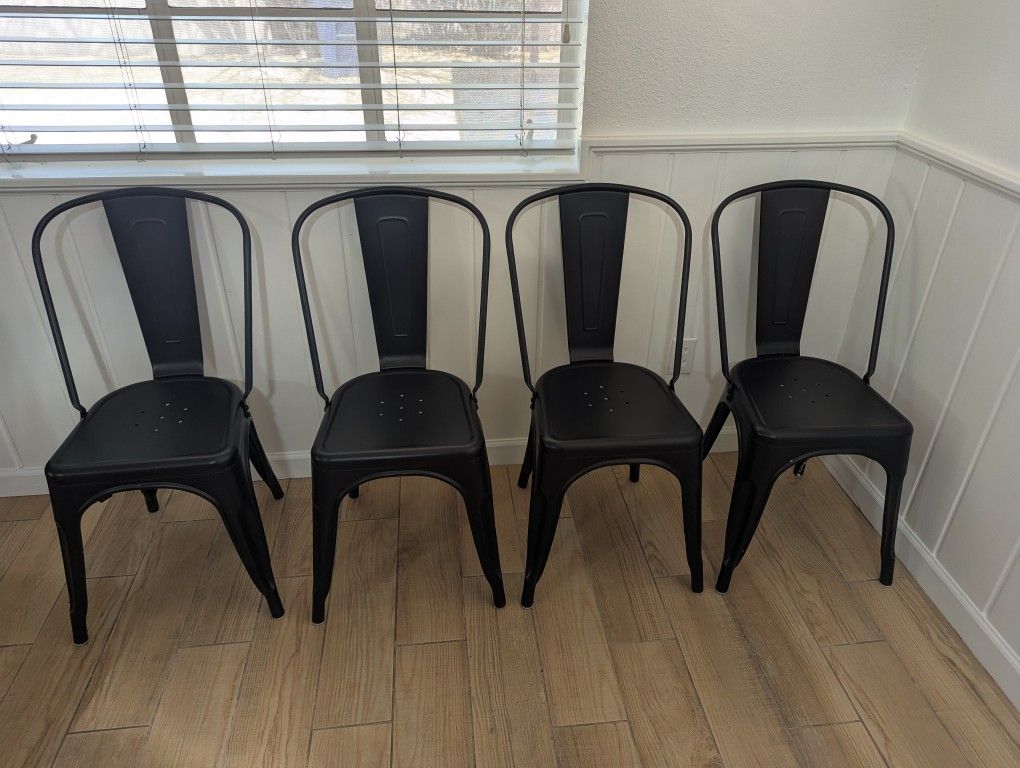 Metal Chair Set