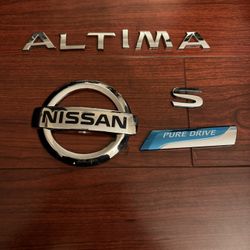 Nissan Altima 2014 Oem Emblems