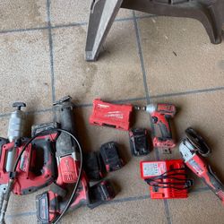 Milwaukee Tools 