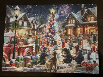 VCC “Snoman Contest” 1000 piece puzzle ( All pieces accounted for)