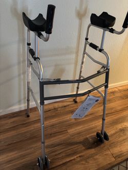 New Medline Upright Forearm Walker with Armrests and 5” Wheels