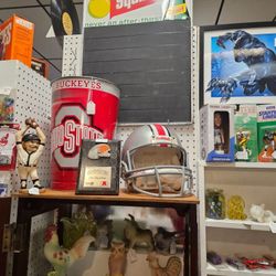Sports Items, Sports Cards, Clothing, Furniture, Antiques 