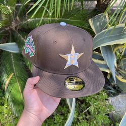 RARE Exclusive SOLD OUT Houston Astro’s 59fifty New Era Fitted Mocha Brown Coffee side patch Tan Sand UV •SOLD OUT EXCLUSIVE