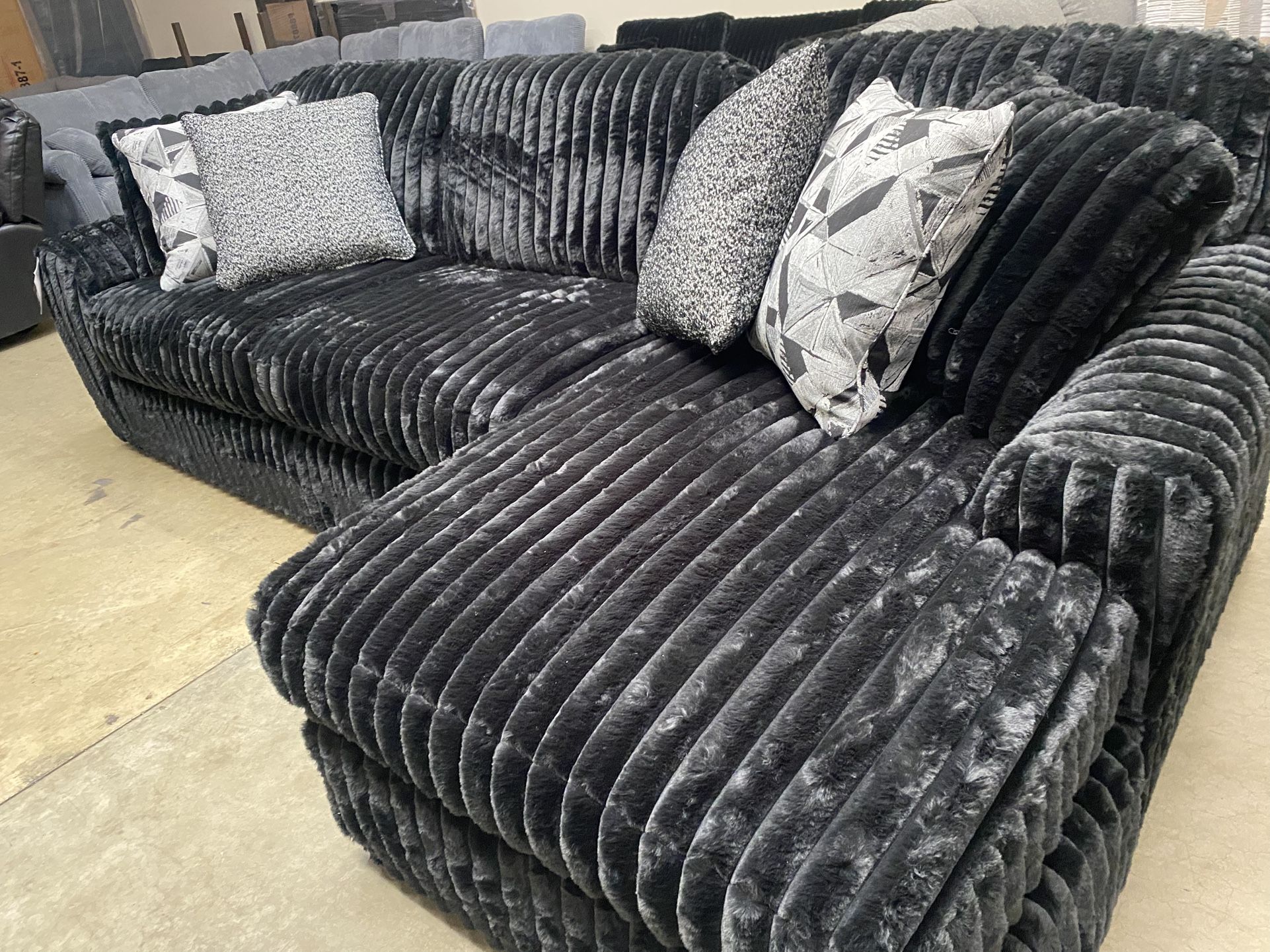 Black Plush Corduroy 2pc Sectional with Chaise 120x65 includes six accent pillows pick up can deliver
