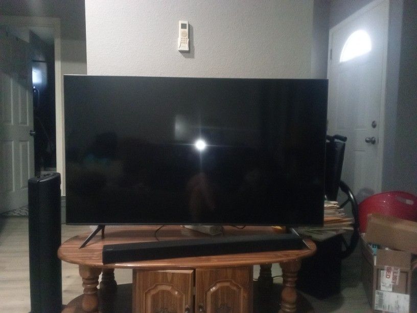 55 Inch Samsung TV 4K