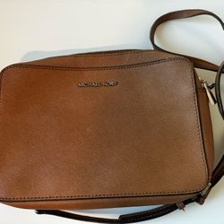 Michael Kors Crossbody Bag 