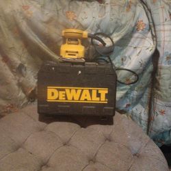 DeWalt Sander With Case