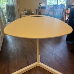 IKEA SVARTÅSEN / Dave bedside table or laptop stand discontinued