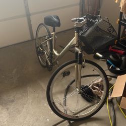 SCHWINN Cycle CrossBike With 8 Speed 