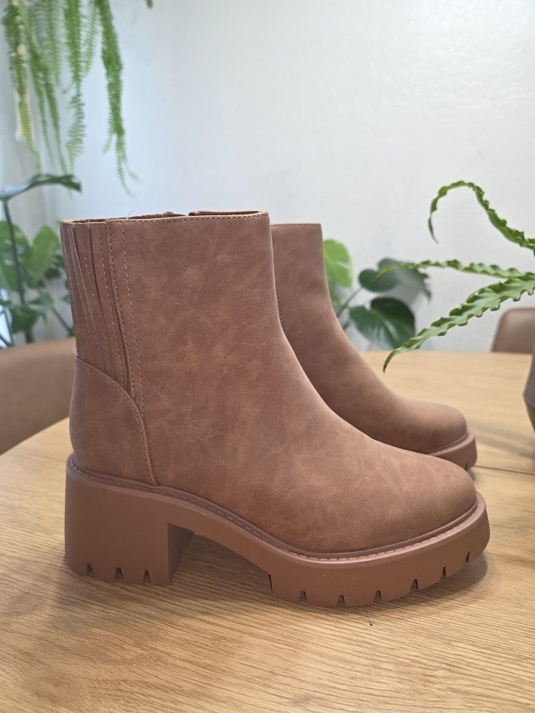 Womans Boots