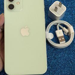 IPhone 12 (128gb) Mint Green UNLOCKED 