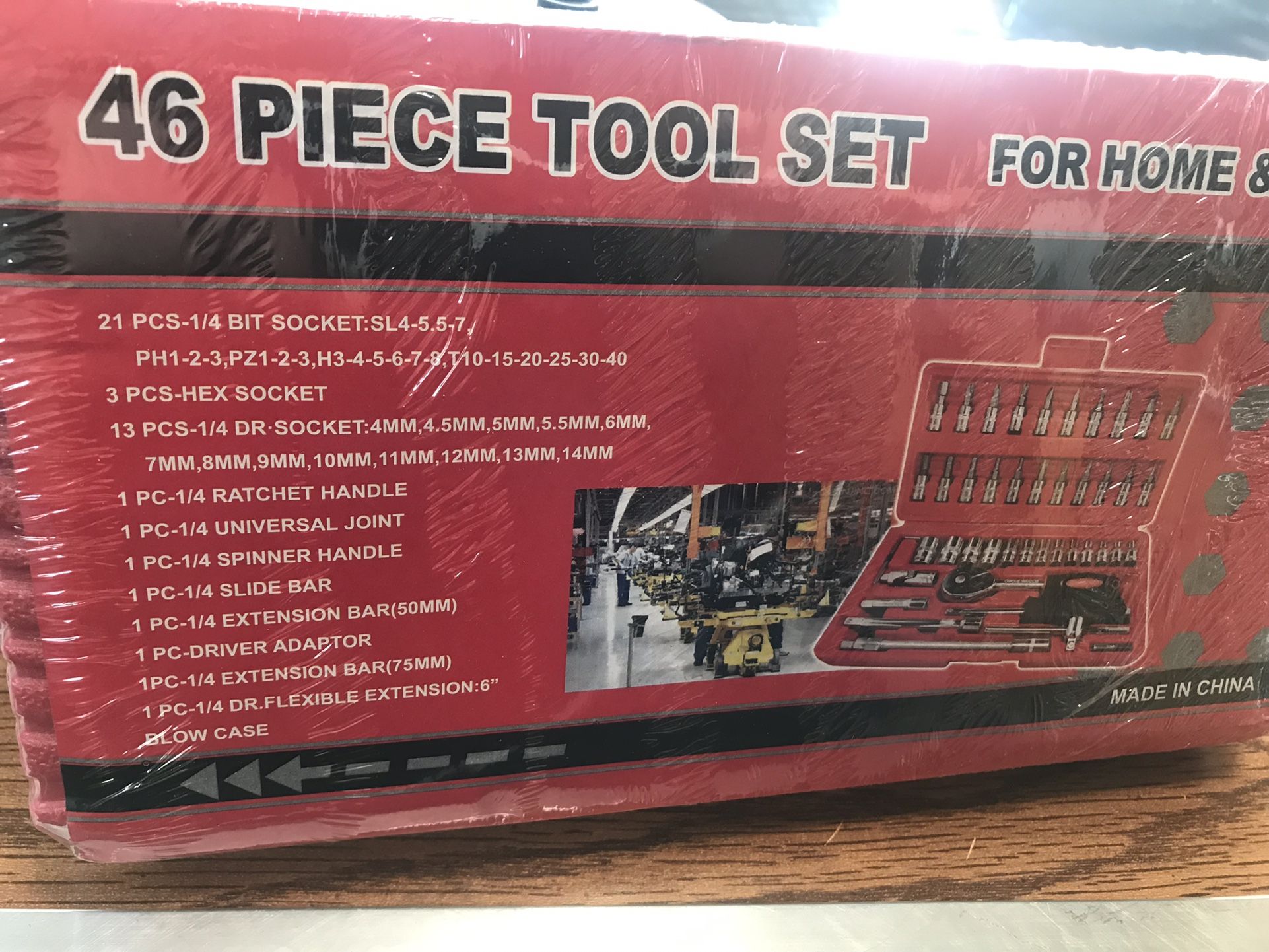 46Pc Tool Set For Home Or Auto 1/4 Ratchet Set