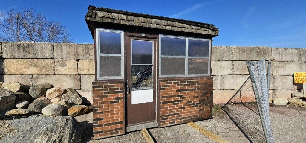 Steel Guard Post Shed