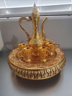 Gold Ornate Turkish Coffee/Tea 8-Piece Set- Includes Teapot, Tray, 6 Teacups