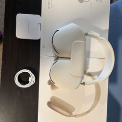 Airpods Max ~ Starlight