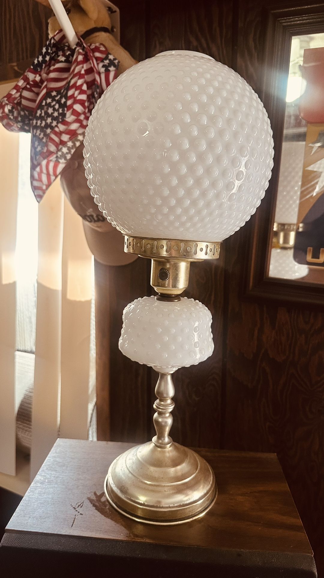 Vintage Hobnail Milk glass Lamp
