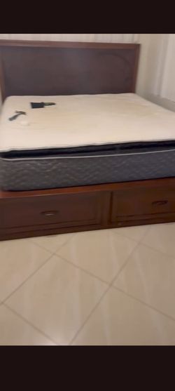 King Platform Bed, Chest of Drawers and Tall boy dresser (ALL)