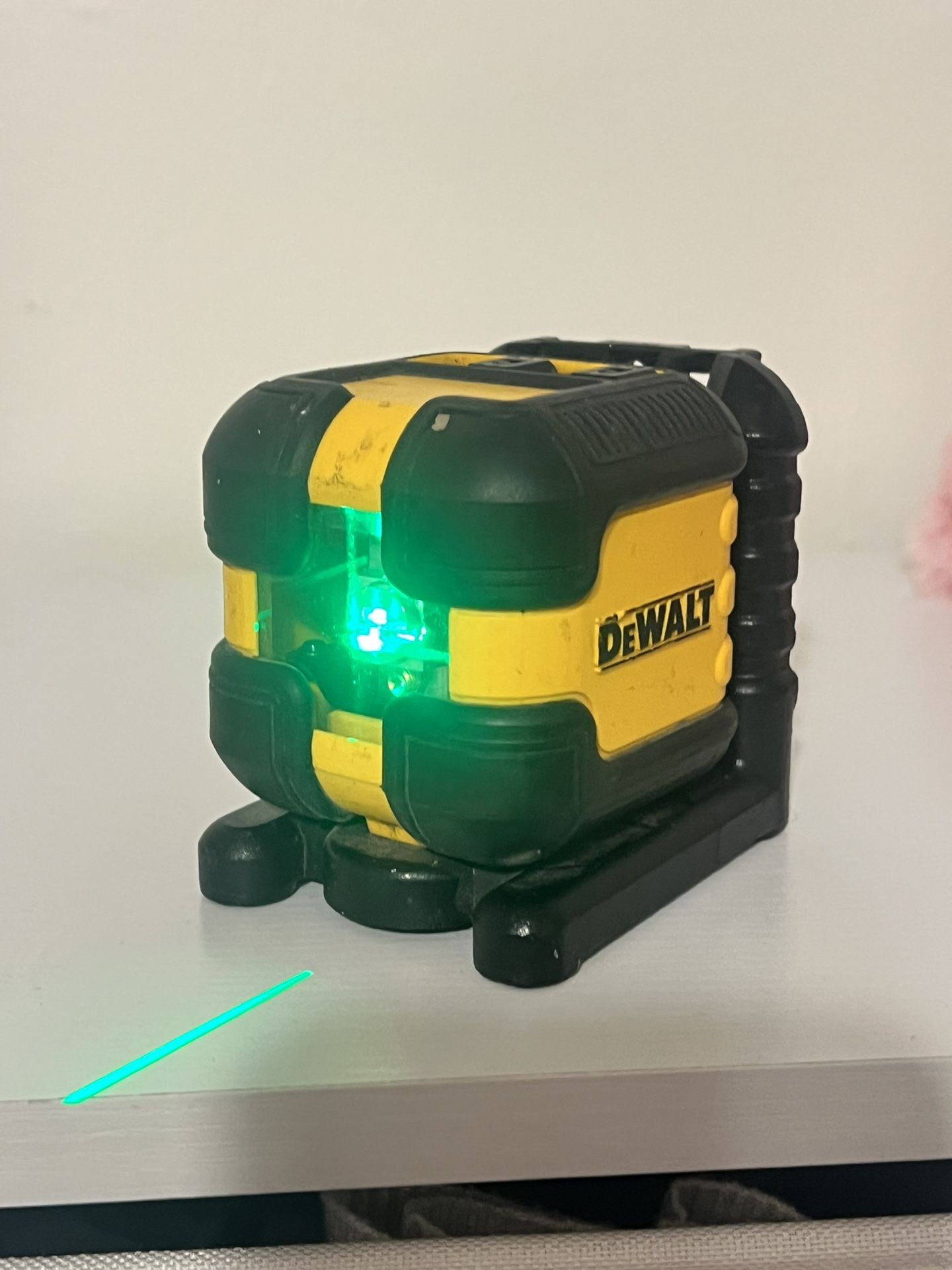 Dewalt 55 Ft Self Leveling Laser