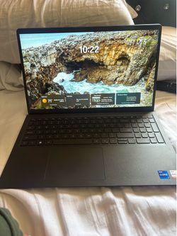 Dell Inspiron 15 3530 Intel Core i7 Laptop