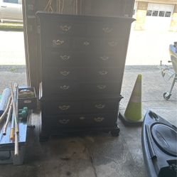 7 Drawer Dresser