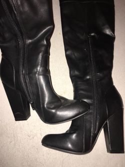 Size 7 leather boots