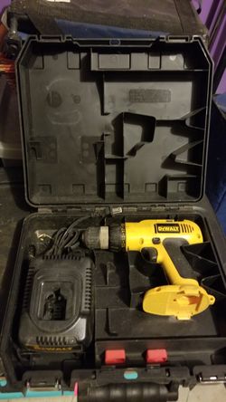 Dewalt power drill. charger. case. no battery