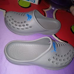 Lions Crocs