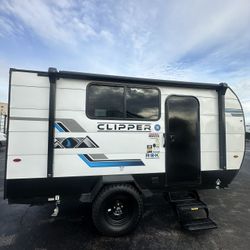 2025 CLIPPER 1200 ROK Camper W Outdoor Kitchen 