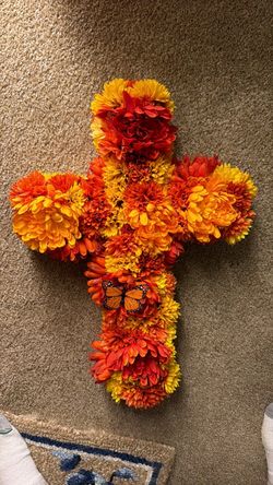 Floral cross