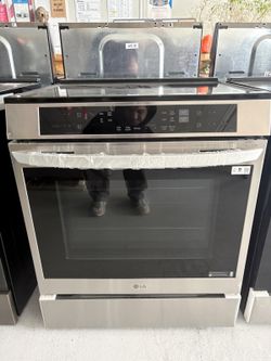 CLEARANCE Induction Ranges OPEN BOX
