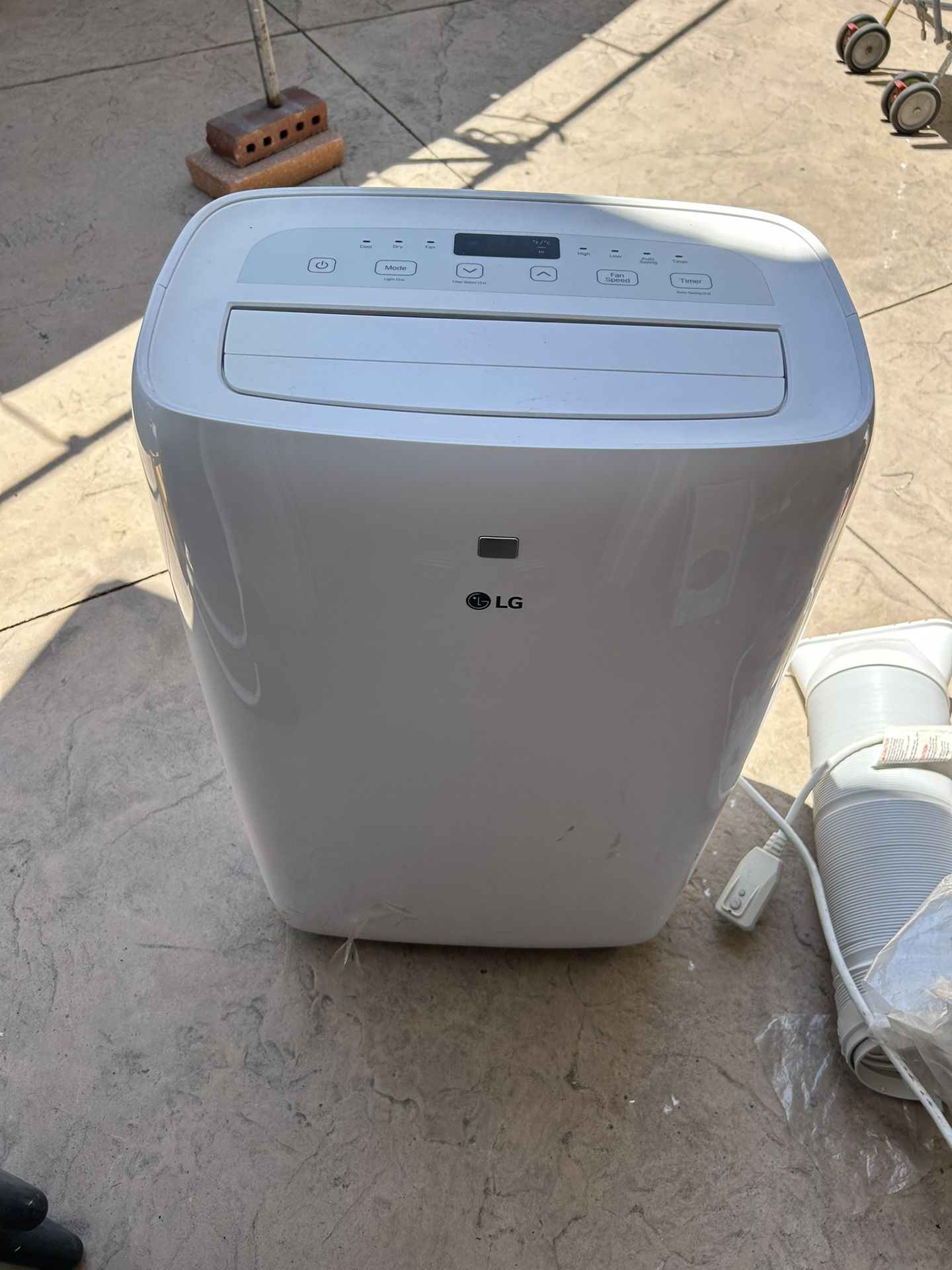 LG portable Air Conditioner 