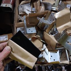 Stronghold T Mount With Tar Adhesive