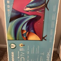 New 40” Android Smart Tv Hisense W/Wall Mount 