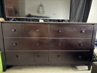 Dresser/drawer