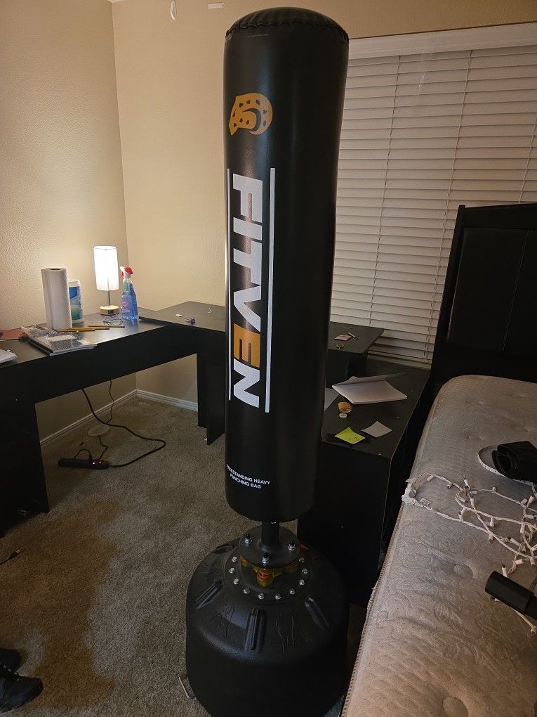 FITVEN Freestanding Punching Bag 70''-190lbs with Boxing Gloves Heavy Boxing Bag with Suction Cup Base for Adult Youth Kids