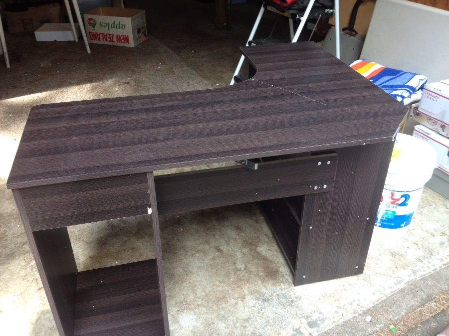 Free Computor desk