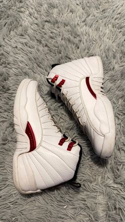Size 6Y Nike Air Jordan 12 Retro (GS) White Black Red 153265-106.