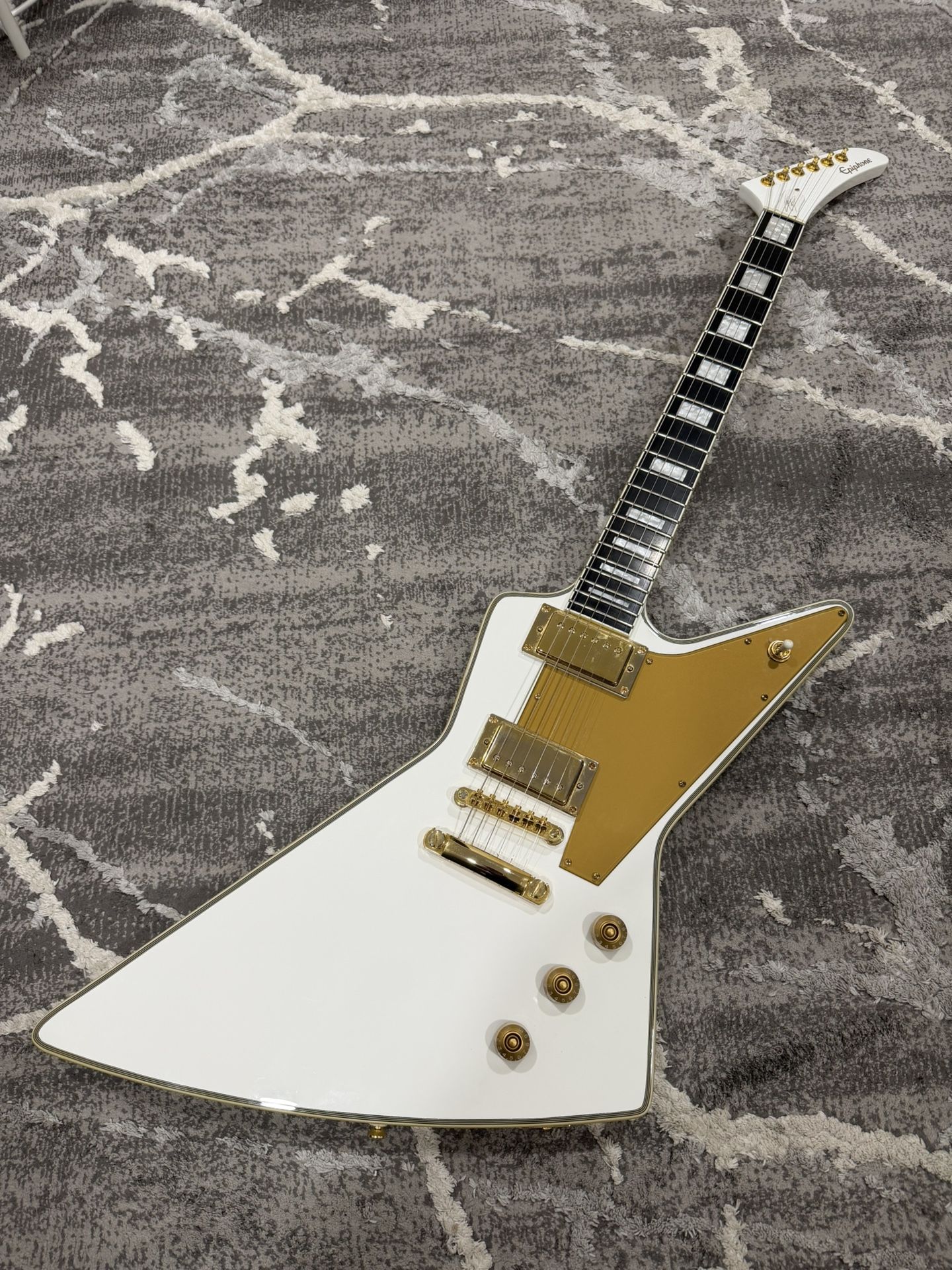 Epiphone Lizzy Hale Explorer (No Trades)