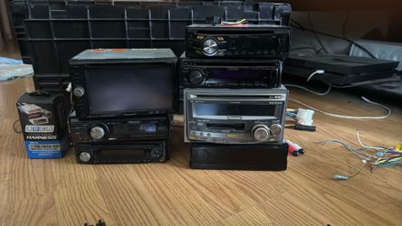 Stereos And Wiring Harnesses