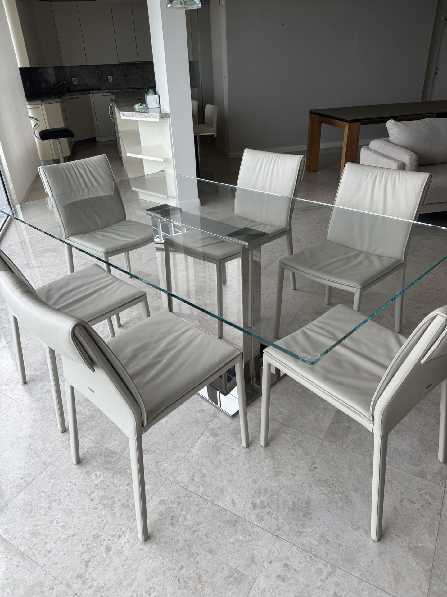 Dining Table And 6 Chairs