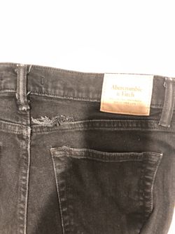 Abercrombie and Fitch stretch size 30 x 30