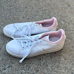 Women’s Sz 9 Adidas Stan Smith Shoes