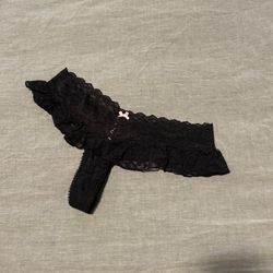 Victorias Secret Sexy Little Things Black Lace Thong Panties