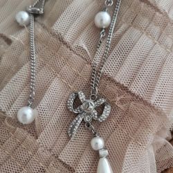Faux Necklace