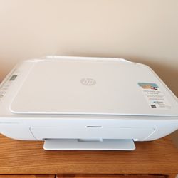 HP DeskJet 2752 Wireless Color Printer And Copier Used