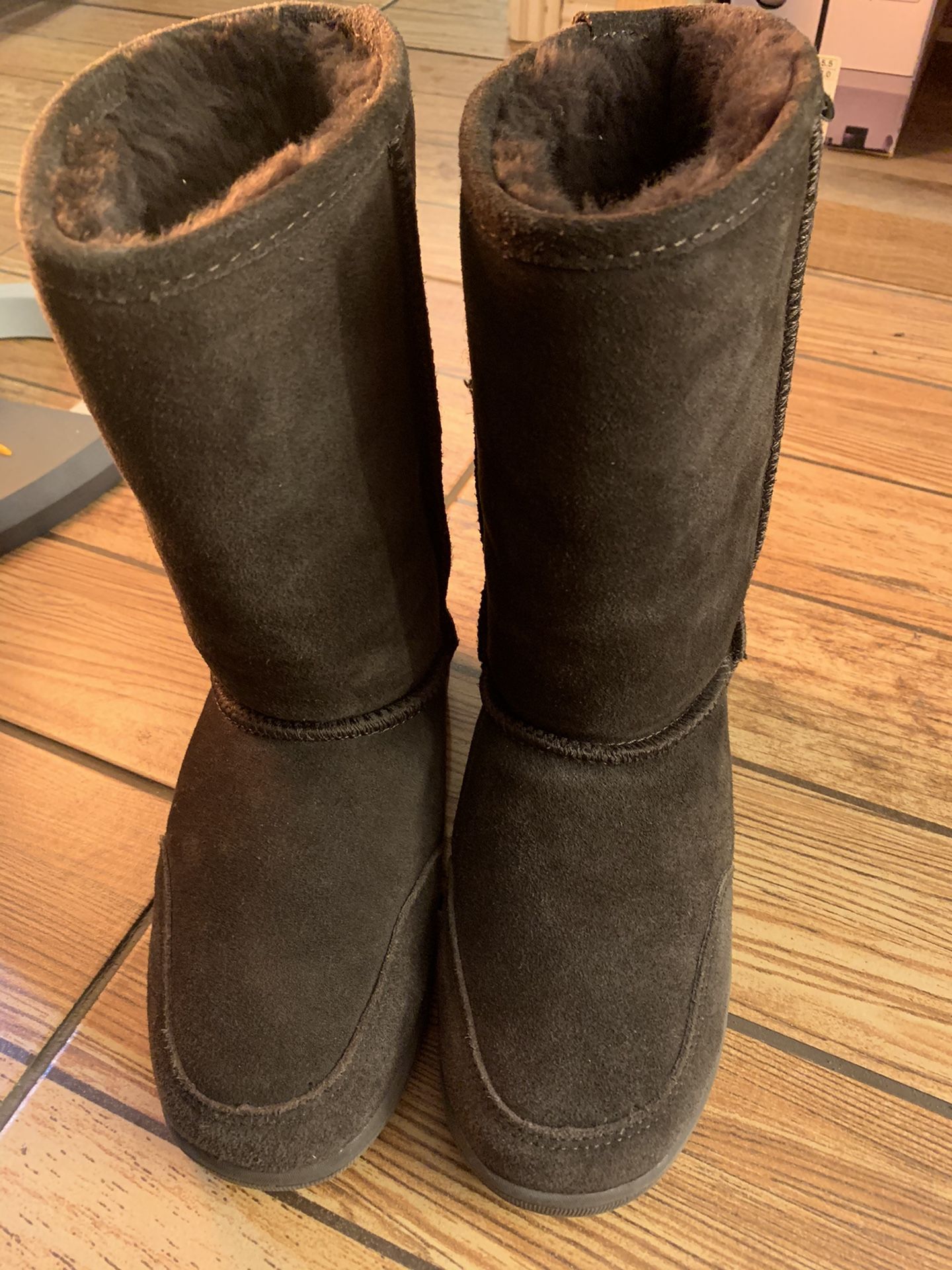 women’s bear paw boots